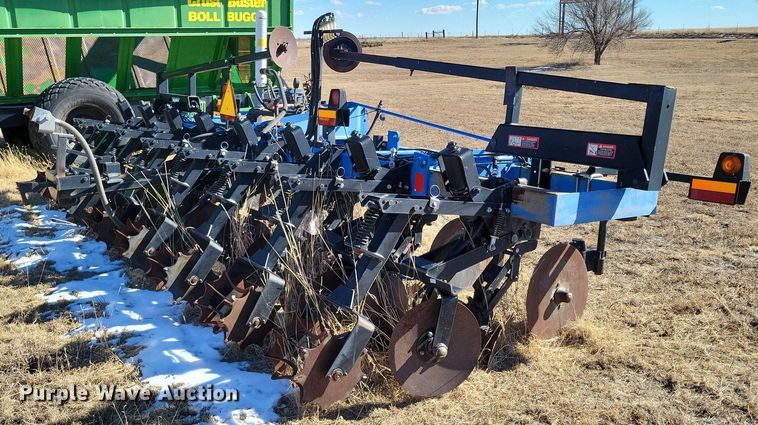 image for item LG9466 DMI 5310  strip-till