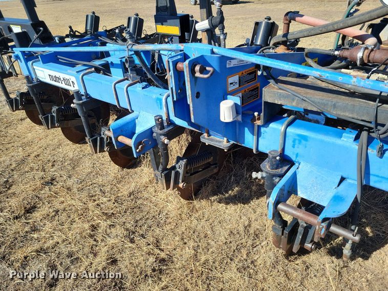 image for item LG9466 DMI 5310  strip-till