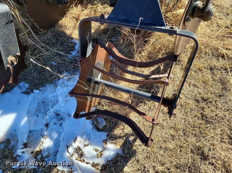 image for item LG9466 DMI 5310  strip-till