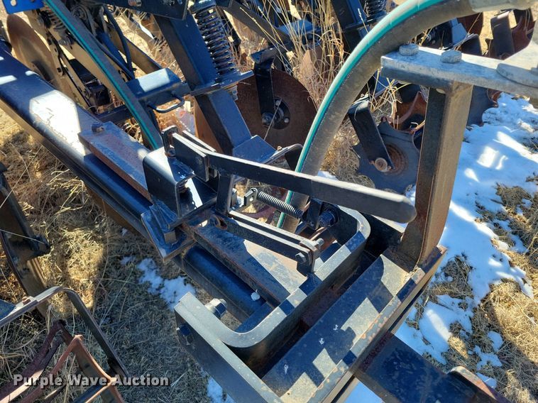 image for item LG9466 DMI 5310  strip-till