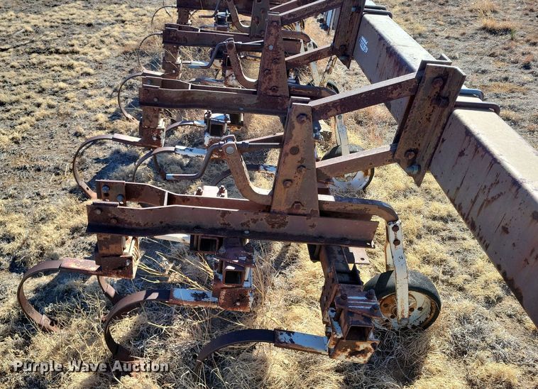 image for item LG9472 Royal  field cultivator