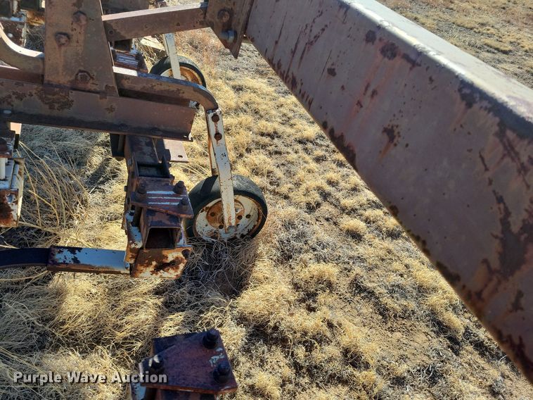 image for item LG9472 Royal  field cultivator