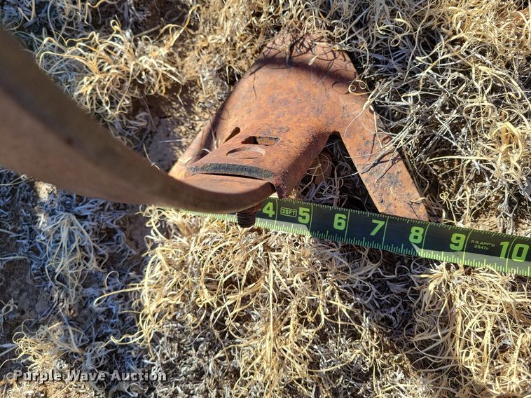 image for item LG9472 Royal  field cultivator