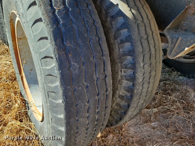 image for item LG9478 1963 Chevrolet  grain truck