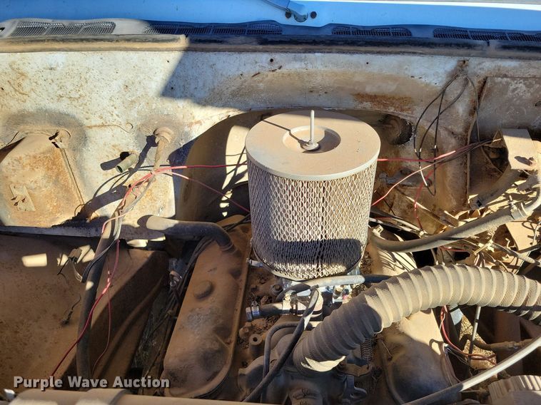 image for item LG9479 1973 Chevrolet C60  grain truck