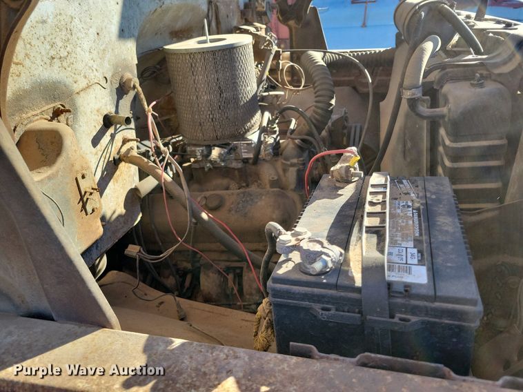 image for item LG9479 1973 Chevrolet C60  grain truck
