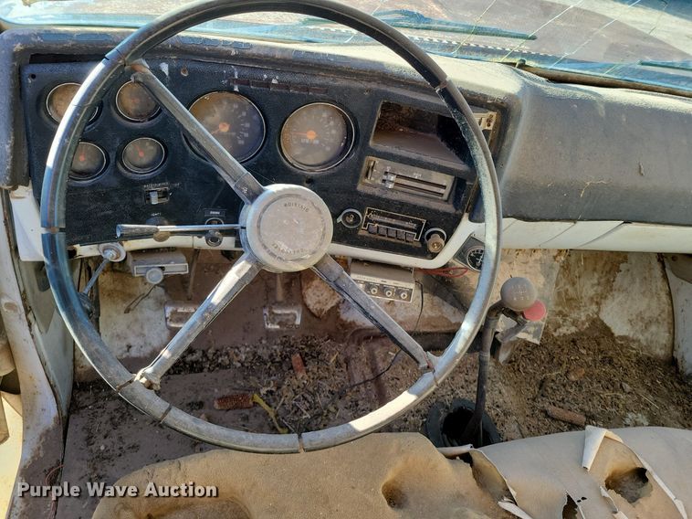 image for item LG9479 1973 Chevrolet C60  grain truck