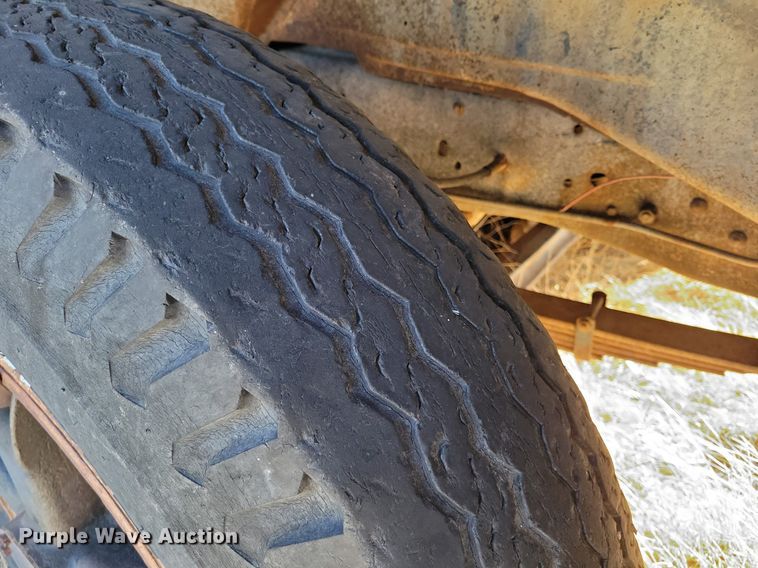 image for item LG9479 1973 Chevrolet C60  grain truck