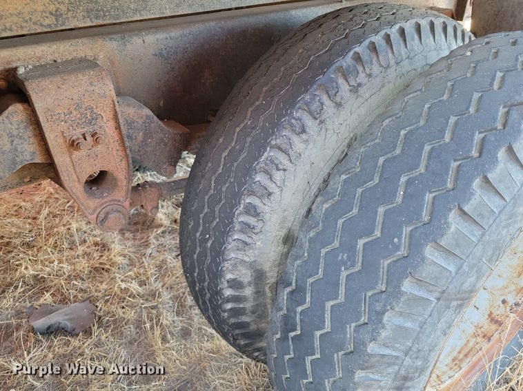image for item LG9479 1973 Chevrolet C60  grain truck