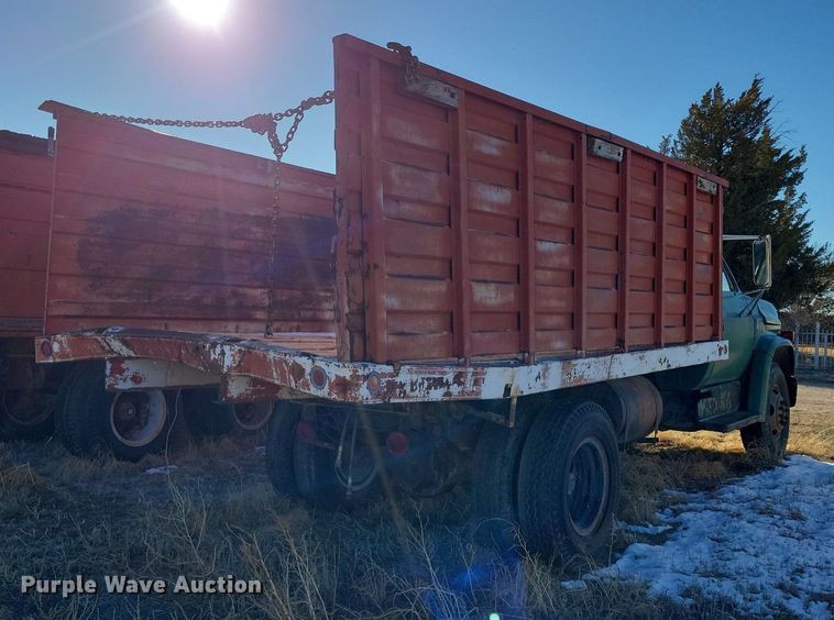 image for item LG9480 1974 Chevrolet C60  grain truck