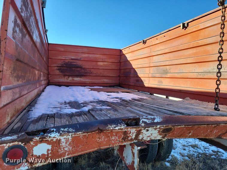 image for item LG9480 1974 Chevrolet C60  grain truck