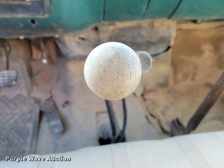 image for item LG9480 1974 Chevrolet C60  grain truck