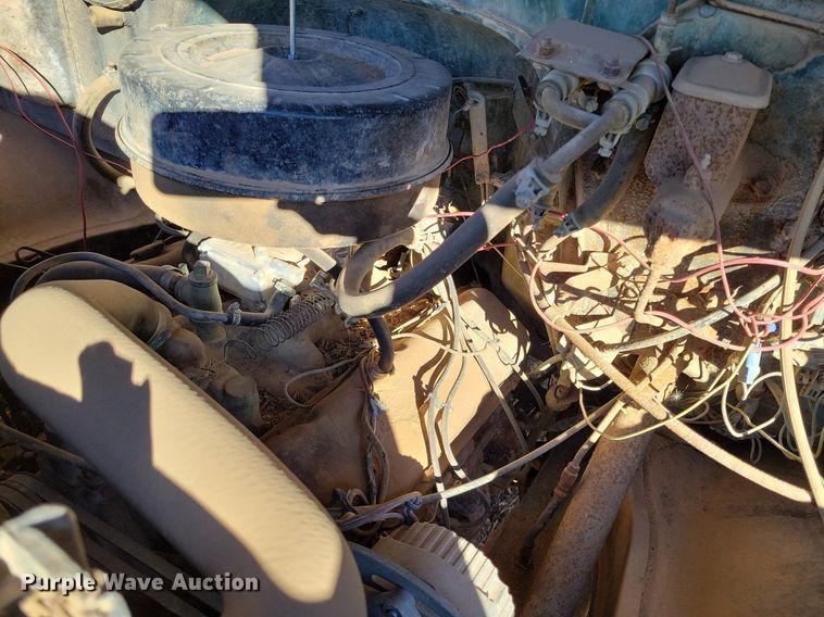 image for item LG9480 1974 Chevrolet C60  grain truck