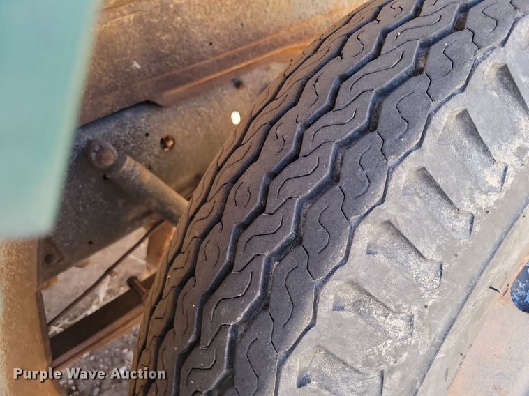 image for item LG9480 1974 Chevrolet C60  grain truck