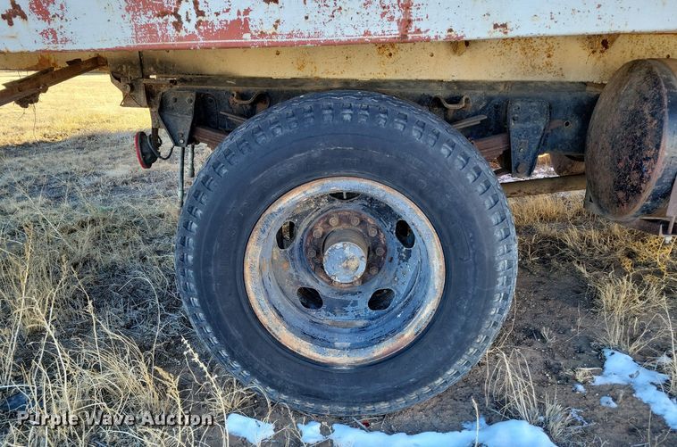 image for item LG9480 1974 Chevrolet C60  grain truck