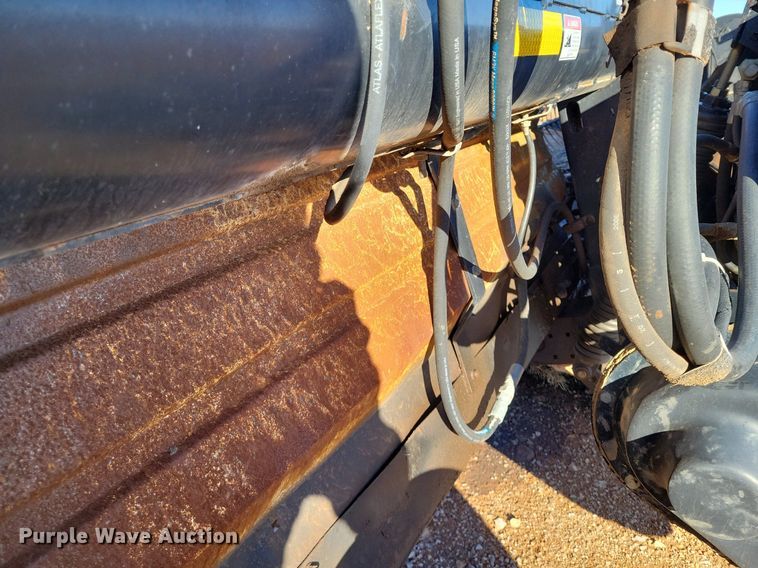 image for item LG9482 2009 MacDon D60-S  flex draper head