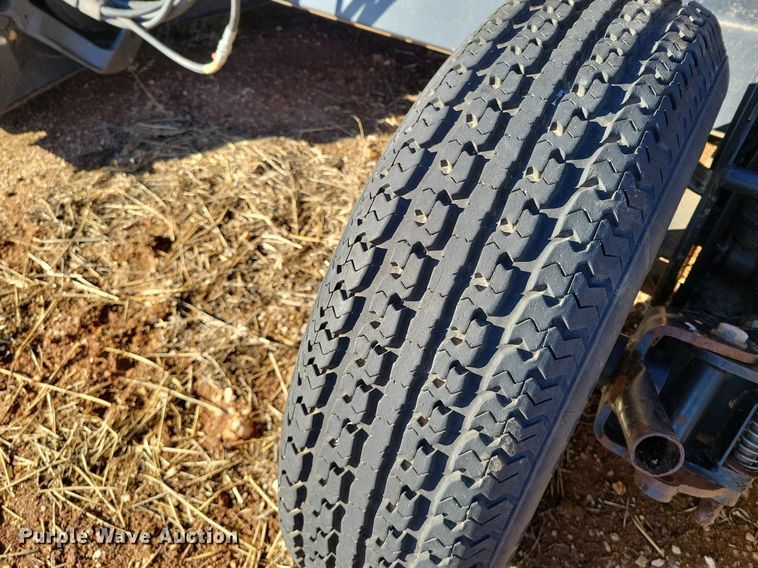 image for item LG9482 2009 MacDon D60-S  flex draper head