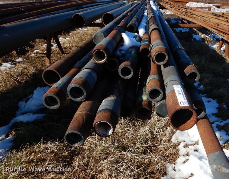 image for item LI9039 Approximately 30 drill pipe