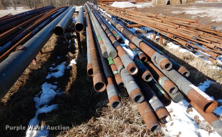image for item LI9039 Approximately 30 drill pipe