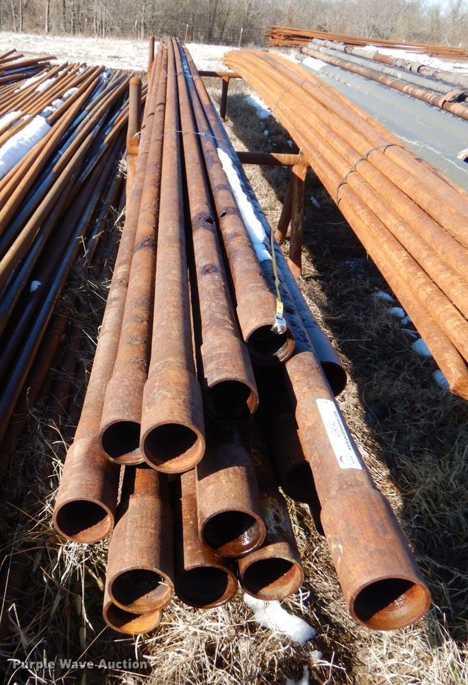 image for item LI9042 Approximately 20 drill pipe