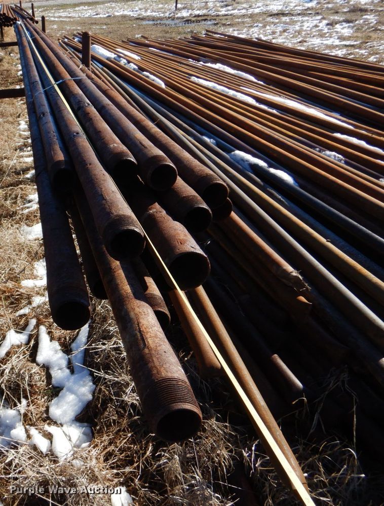 image for item LI9042 Approximately 20 drill pipe
