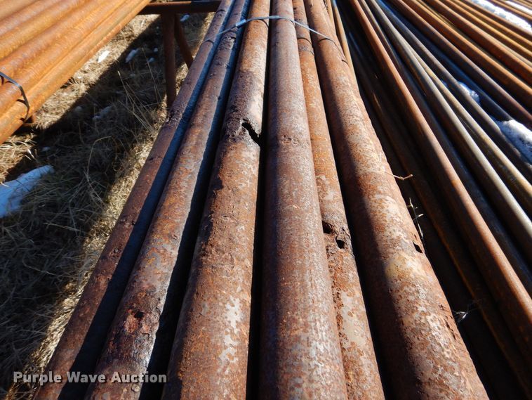 image for item LI9042 Approximately 20 drill pipe