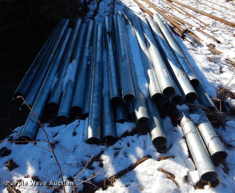 image for item LI9043 Approximately 25 galvanized pipe
