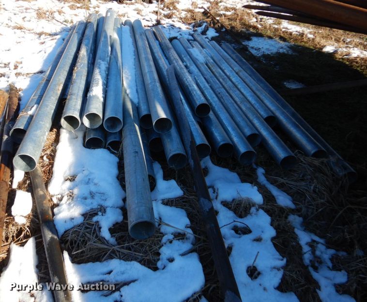 image for item LI9043 Approximately 25 galvanized pipe
