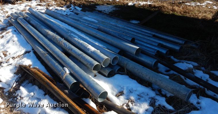 image for item LI9043 Approximately 25 galvanized pipe