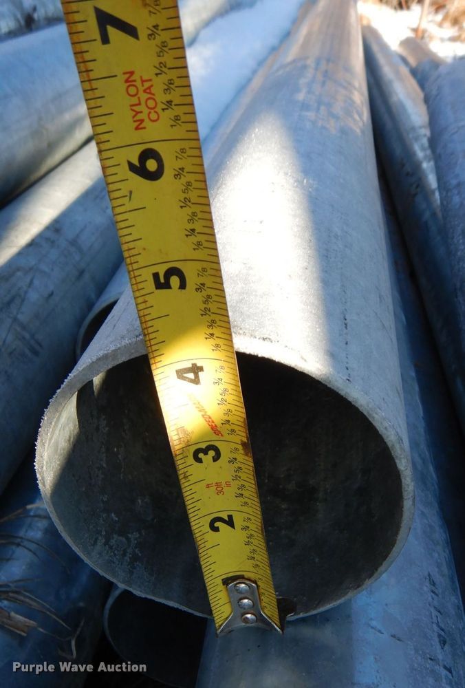 image for item LI9043 Approximately 25 galvanized pipe