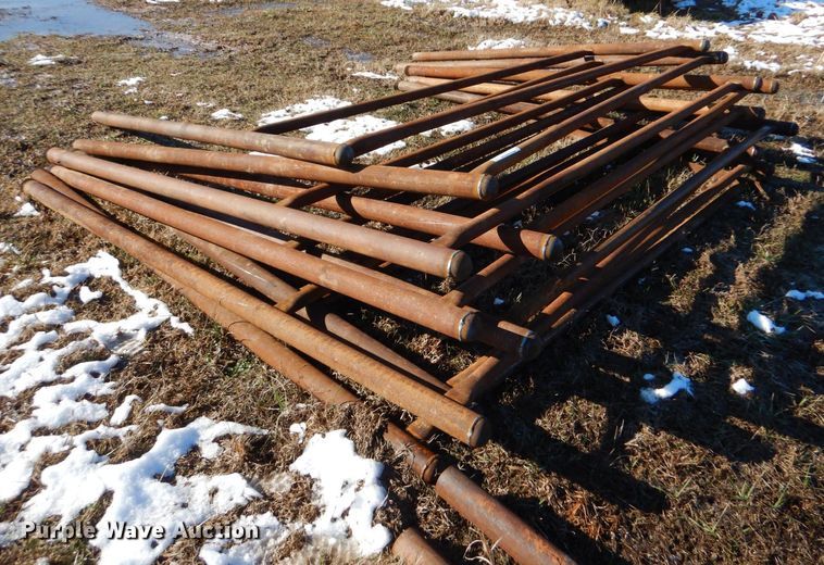 image for item LI9044 (9) 8' fencing H braces