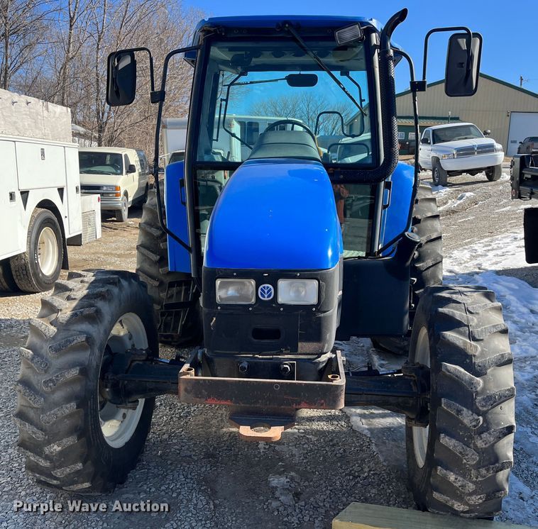 image for item LP9810 2003 New Holland TL90  MFWD tractor