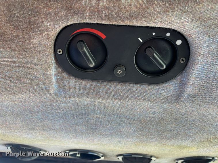 image for item LP9810 2003 New Holland TL90  MFWD tractor