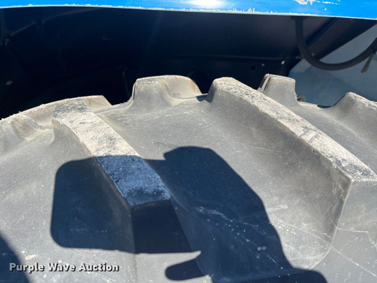 image for item LP9810 2003 New Holland TL90  MFWD tractor