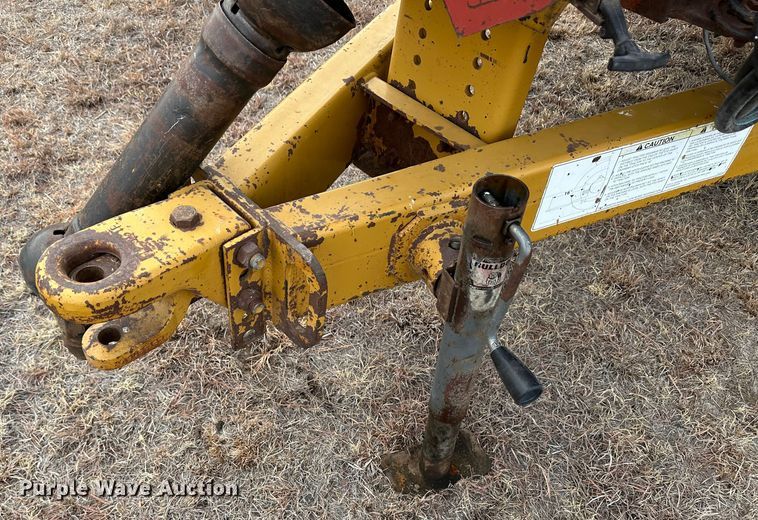 image for item LT9303 HayBuster 2640  bale processor