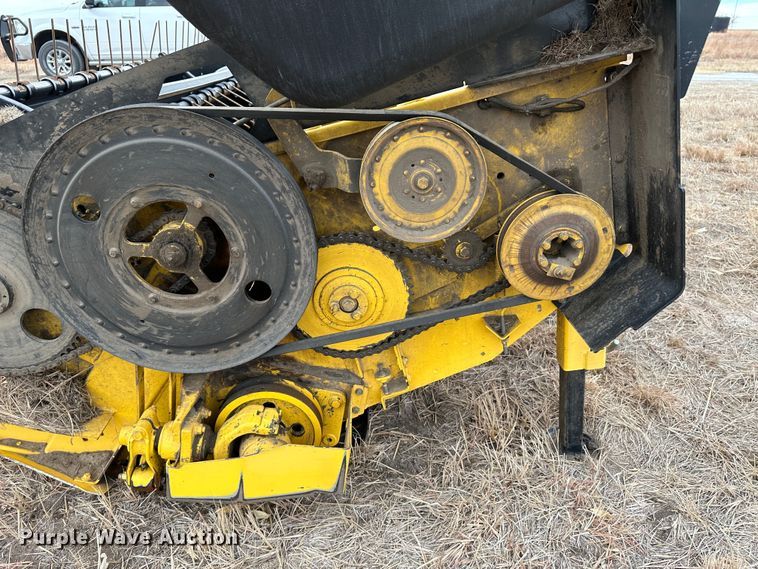 image for item LT9304 New Holland Haybine 16HS  double sickle head