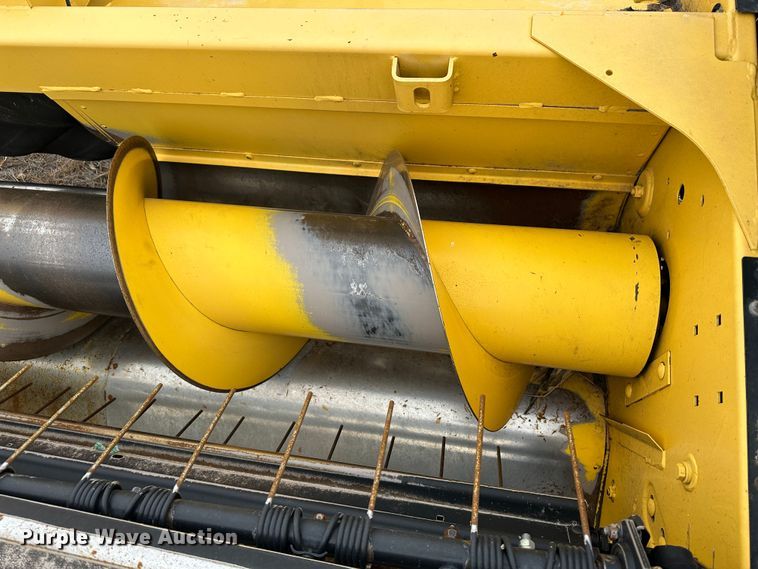 image for item LT9304 New Holland Haybine 16HS  double sickle head