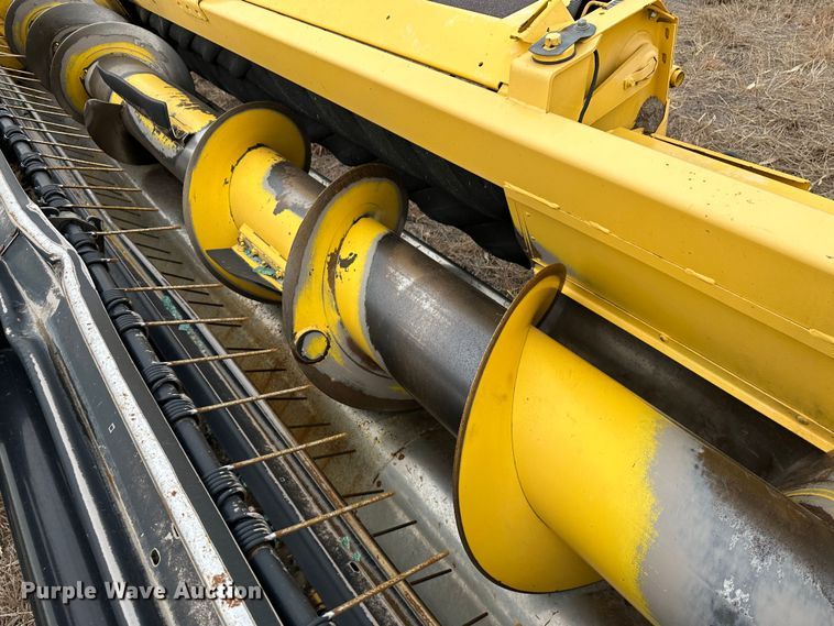 image for item LT9304 New Holland Haybine 16HS  double sickle head