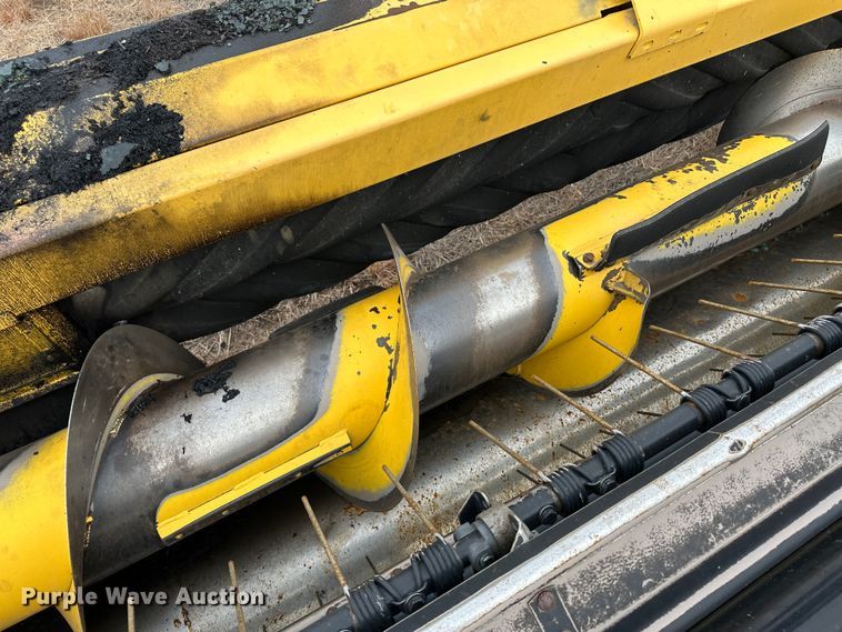 image for item LT9304 New Holland Haybine 16HS  double sickle head