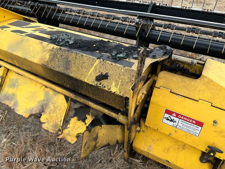 image for item LT9304 New Holland Haybine 16HS  double sickle head