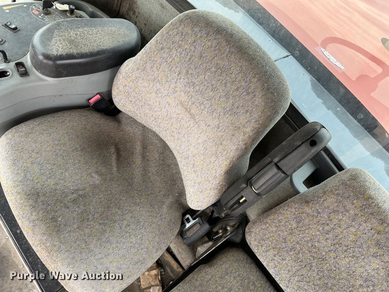 image for item LT9305 2011 New Holland H8040  swather / windrower