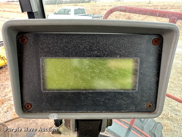 image for item LT9305 2011 New Holland H8040  swather / windrower