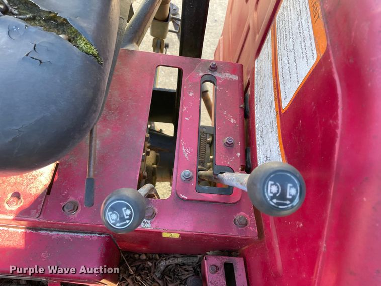 image for item MI9776 Mahindra 4530  MFWD tractor