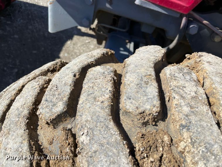 image for item MI9776 Mahindra 4530  MFWD tractor