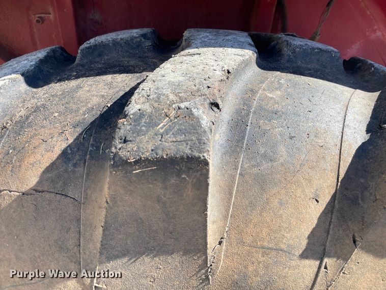 image for item MI9776 Mahindra 4530  MFWD tractor