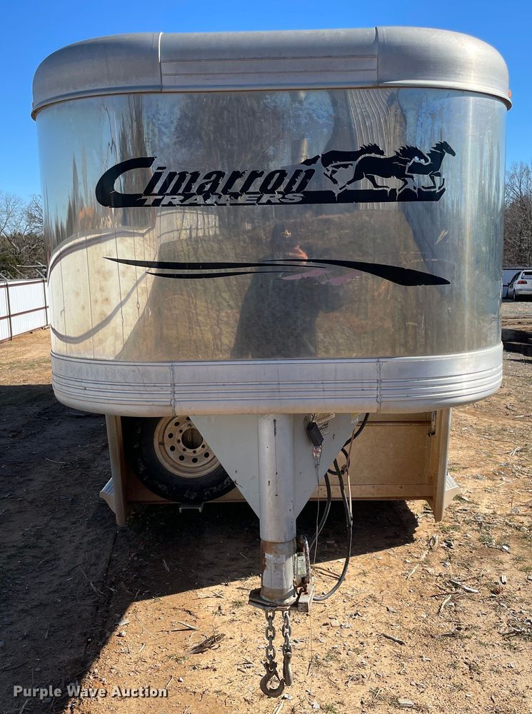 image for item MI9777 2006 Cimarron  livestock trailer