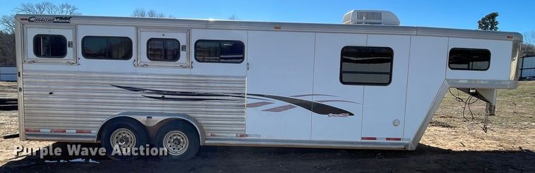 image for item MI9777 2006 Cimarron  livestock trailer