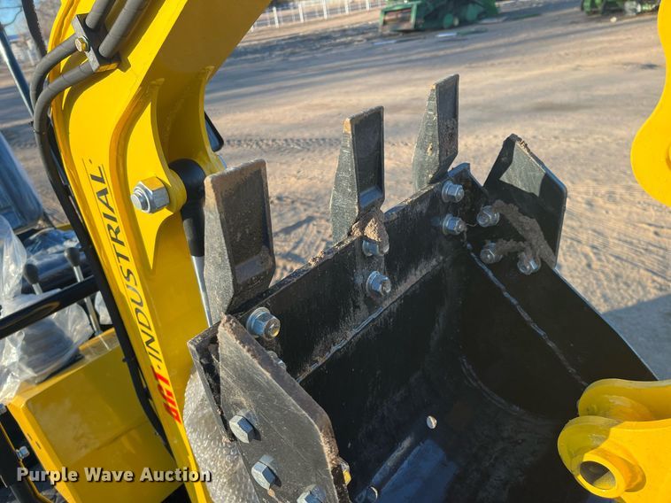 image for item ML9810 2022 Agrotk H12  mini excavator