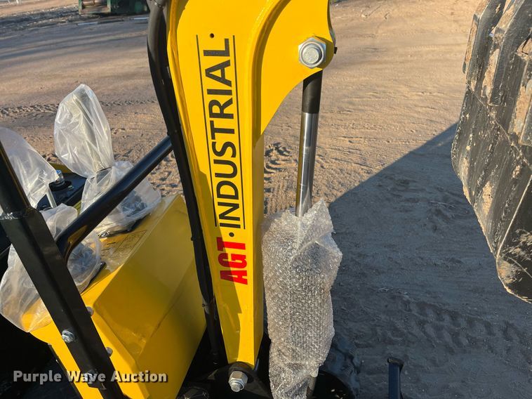 image for item ML9810 2022 Agrotk H12  mini excavator