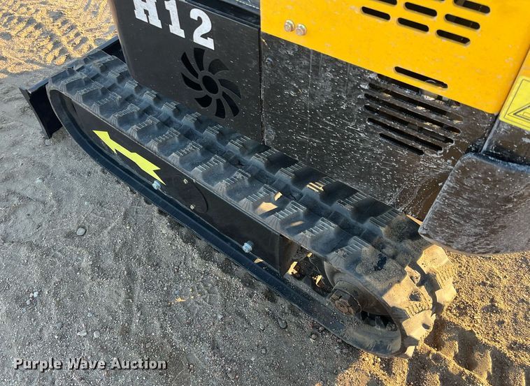 image for item ML9810 2022 Agrotk H12  mini excavator